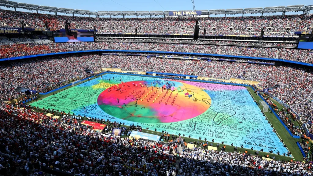 Új korszak kezdődött a fociban? Először volt halftime show a vb-döntőben
